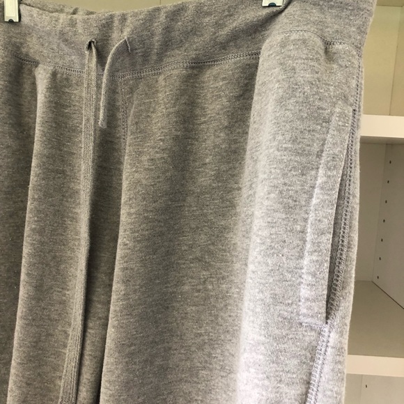 Sweat Shorts - Picture 3 of 6